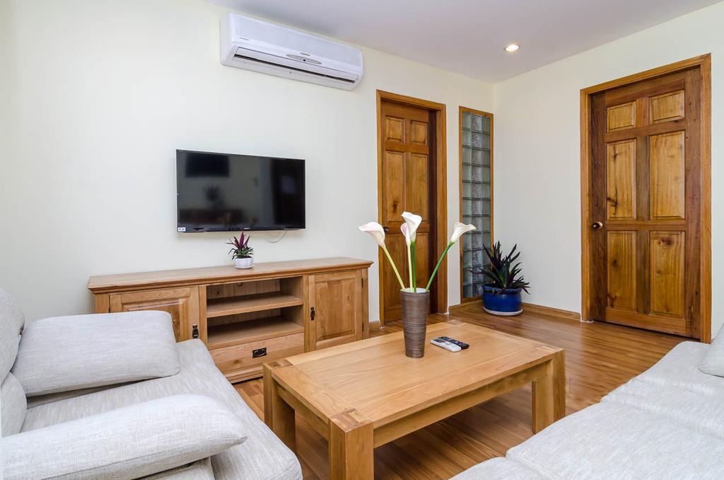 Merin City Suites Хошимин Екстериор снимка