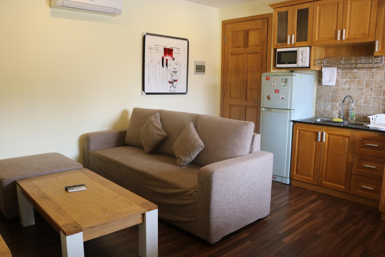 Merin City Suites Хошимин Екстериор снимка
