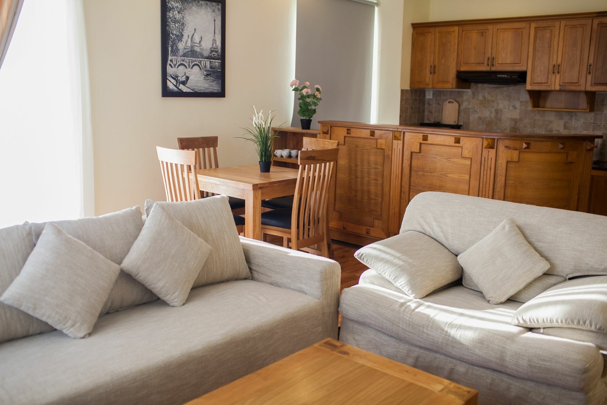 Merin City Suites Хошимин Екстериор снимка